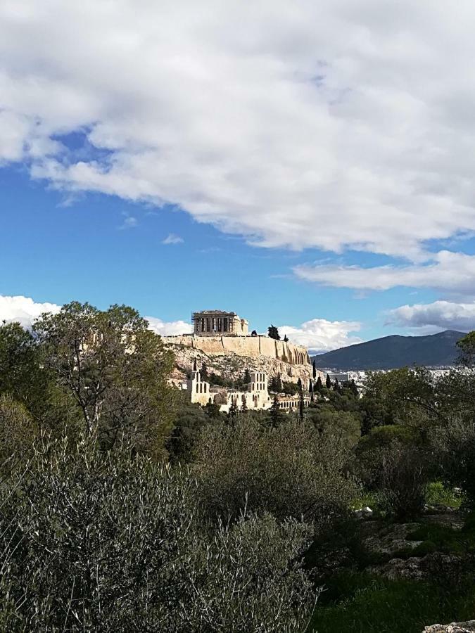 Spacious Apartment Near Acropolis With Roof Garden Atenas Exterior foto